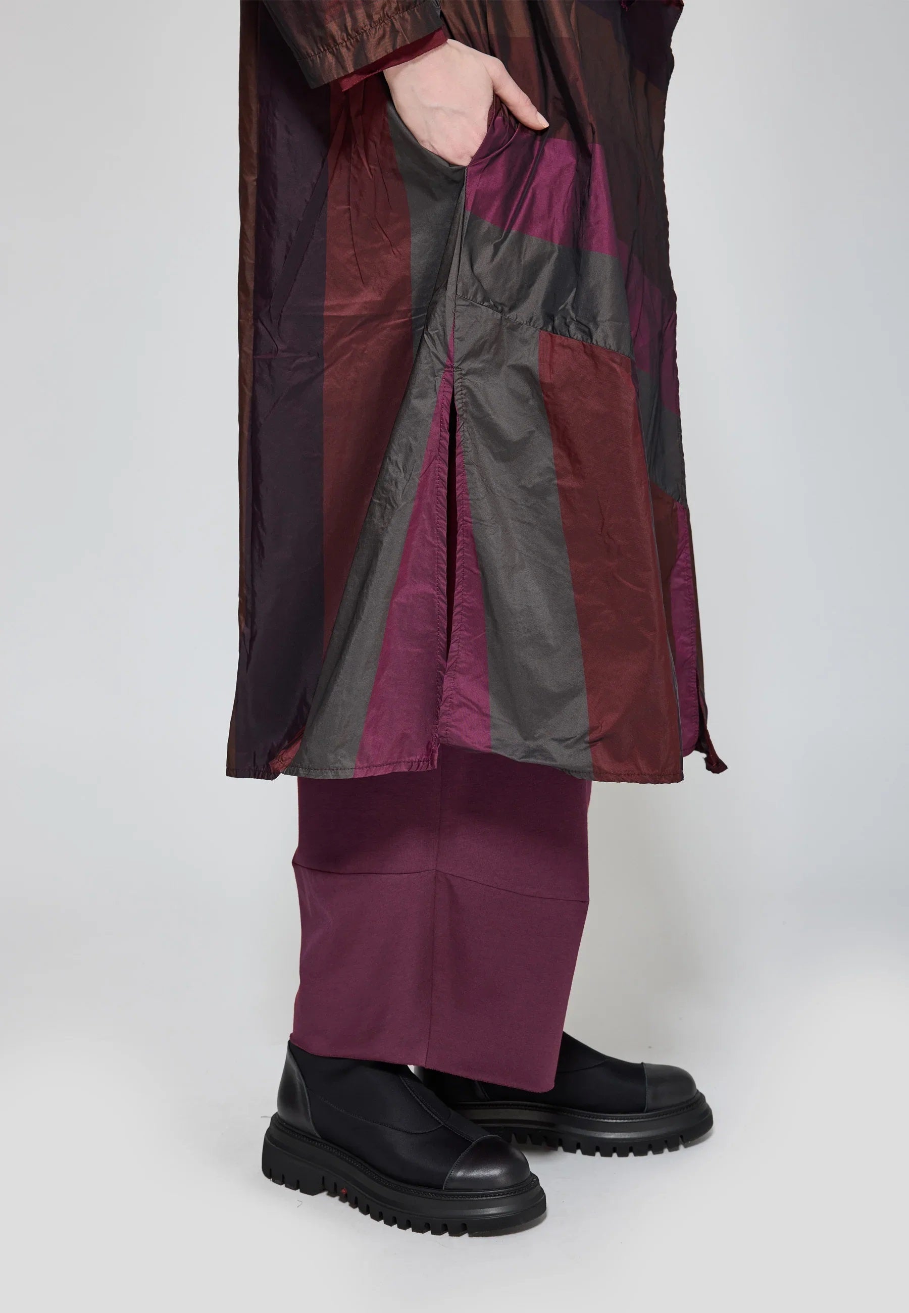 Luukaa's Rosa Duster in Dark Scarlet 