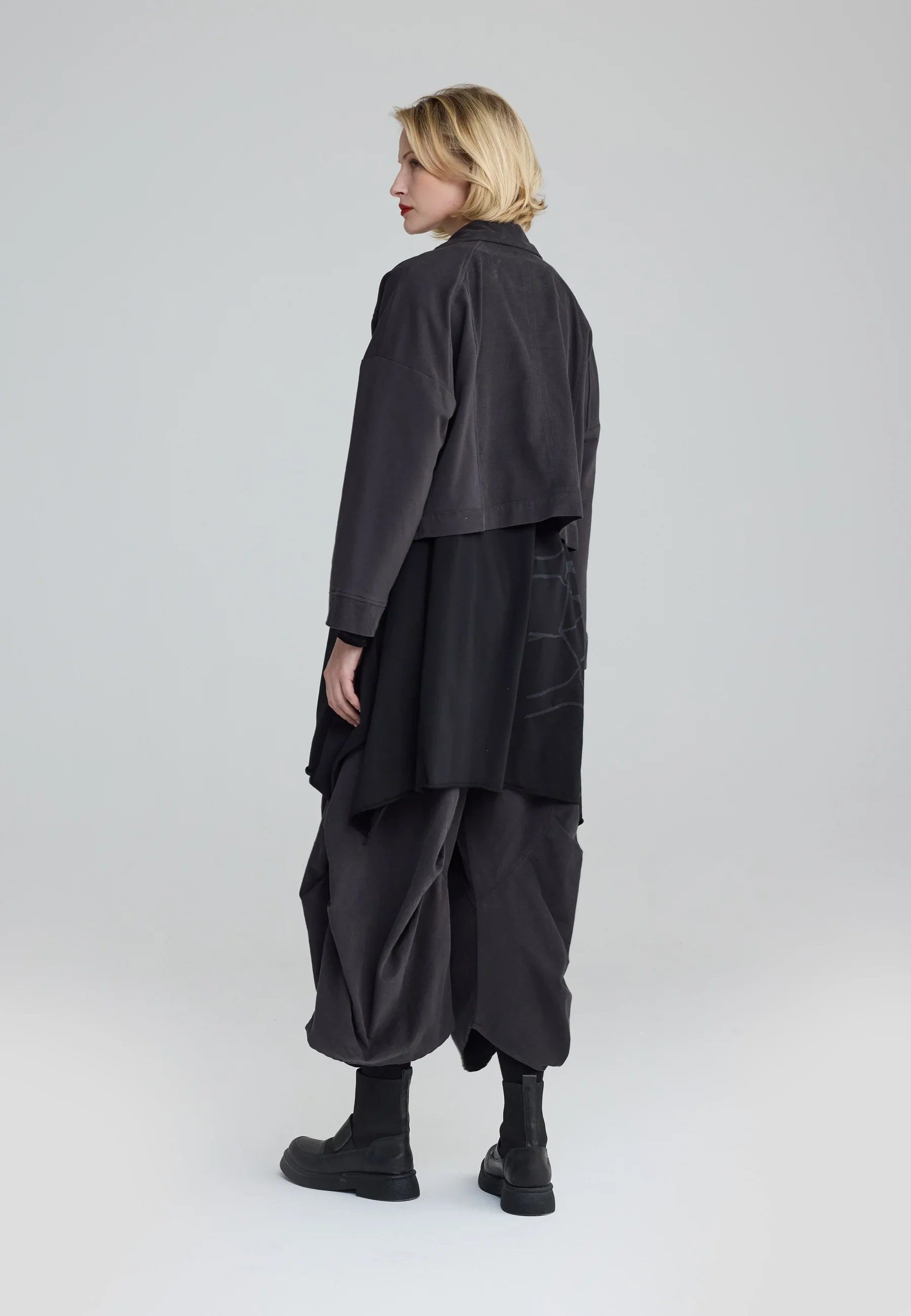 Luukaa Umbra Cropped Structured Jacket in Mink