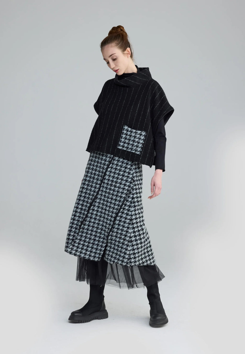 Luukaa's Theia Adjustable Slit Skirt 