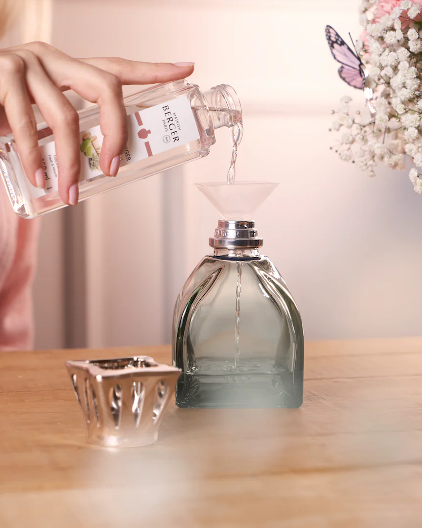 Lilly Green Ombre Lampe: Gail Y's Favorite Thing