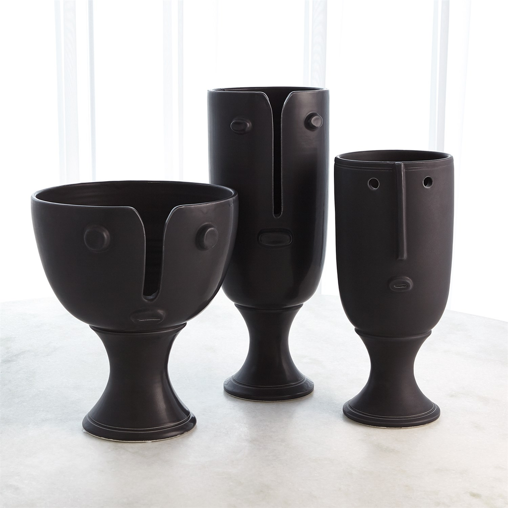 Long Nose Black Vase / Short