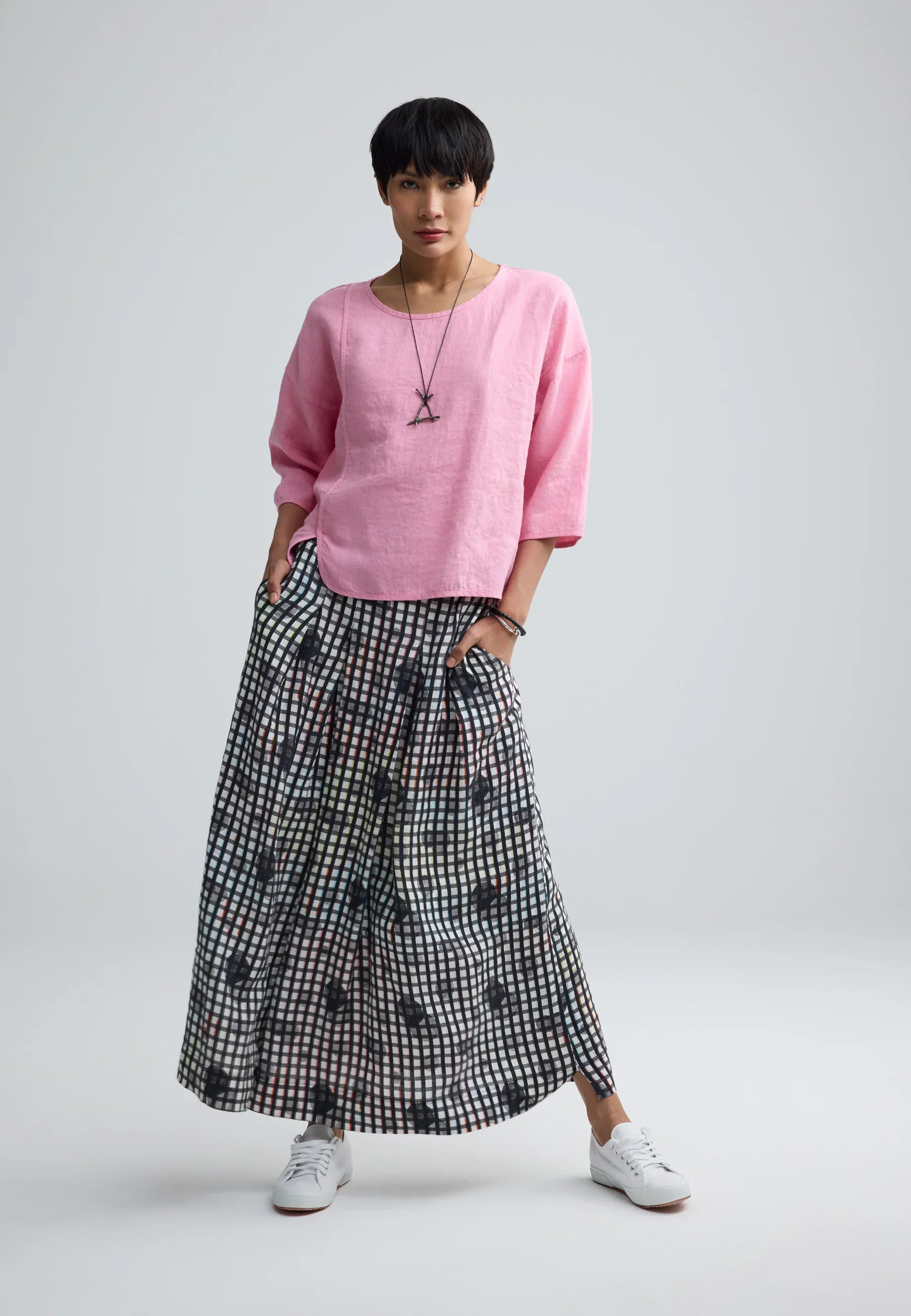  Luukaa's Solara Boxy Linen Blouse in Pale Pink