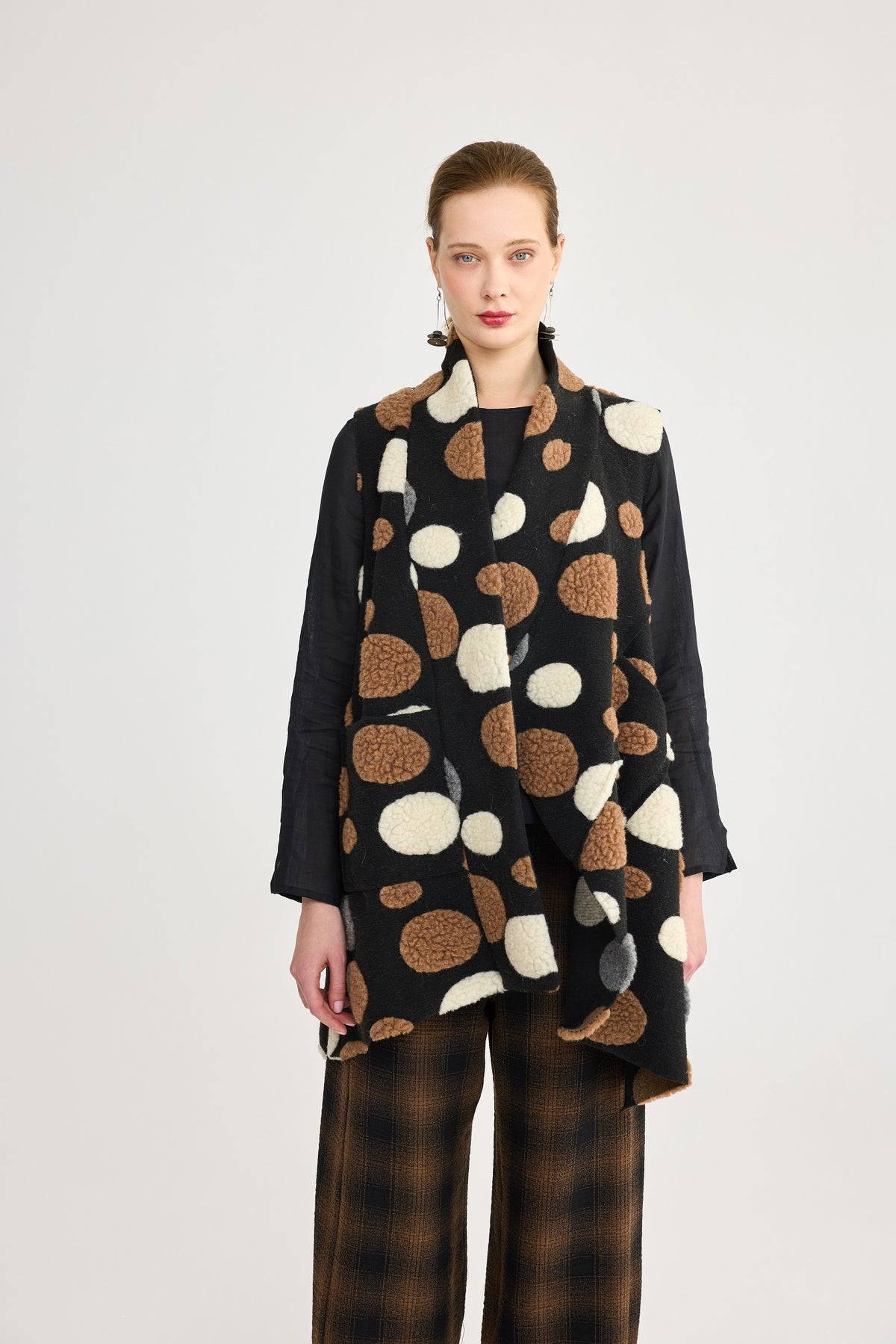 The Viola Textured Dots Vest from Luukaa in Black