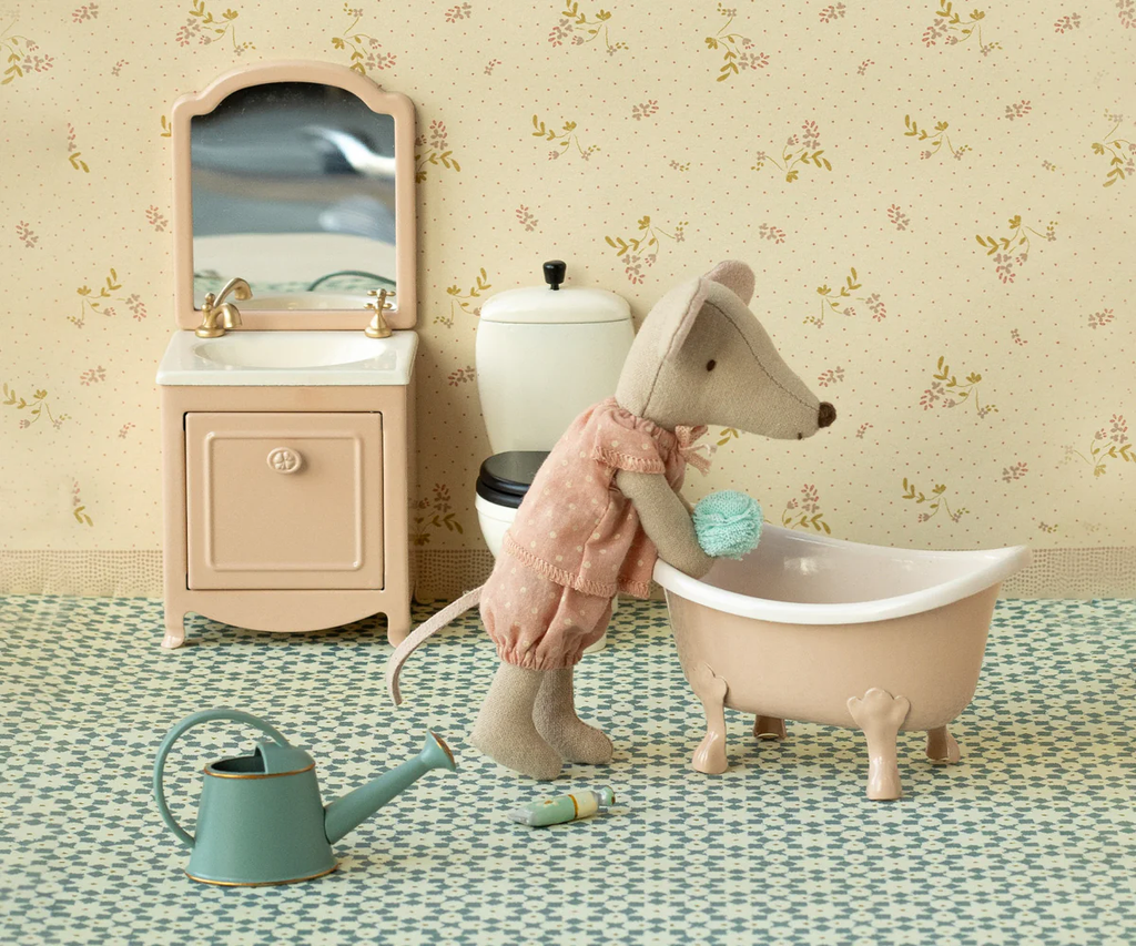 Bathtub for Mouse / Rose