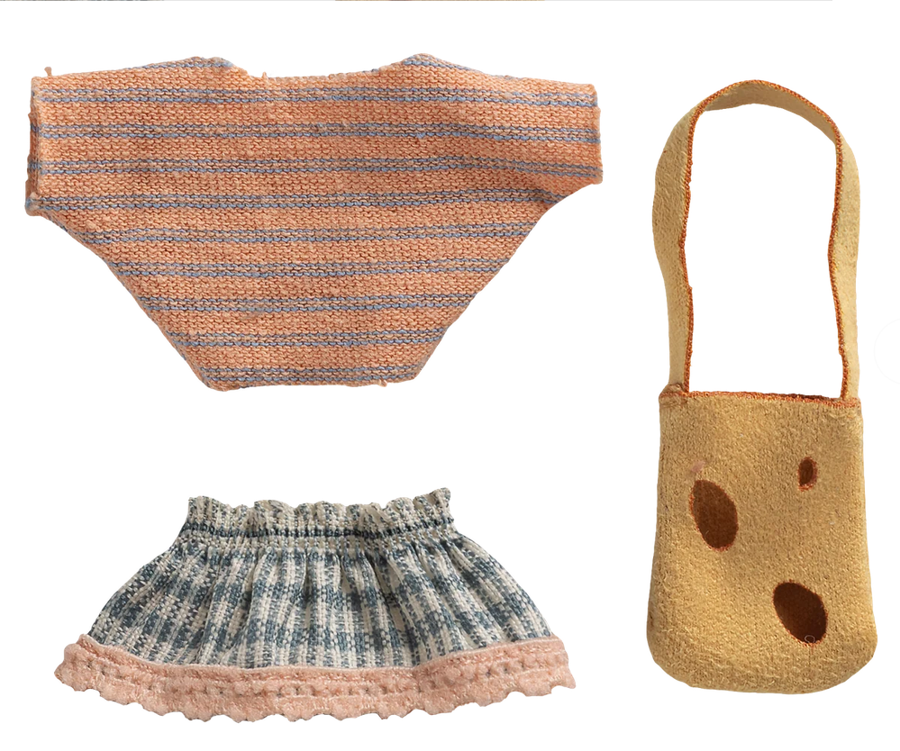 Maileg Clothes & Bag for Little Sister Mouse