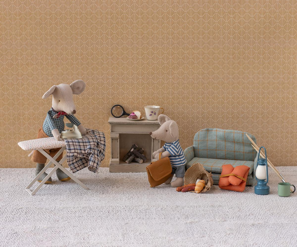 Grandad Mouse