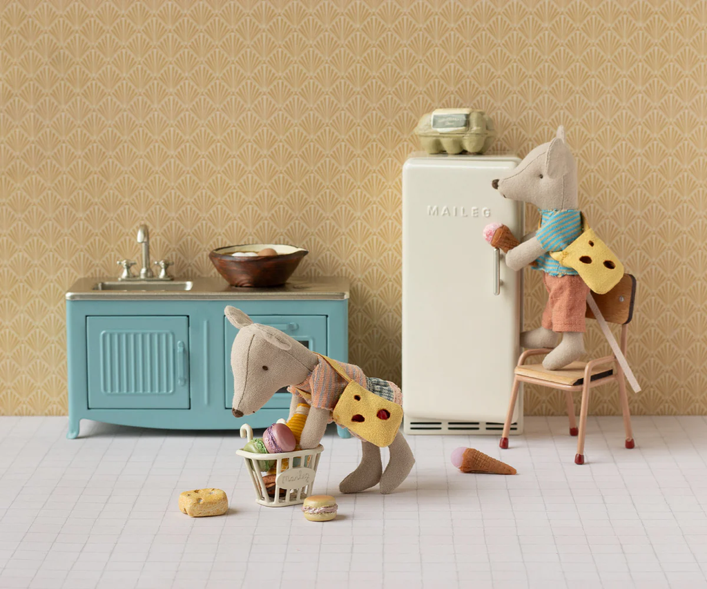 Kitchen for Mouse / Blue