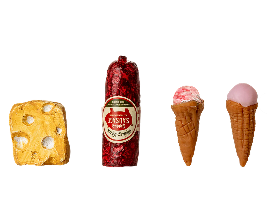 Maileg Metal Fridge for Mouse / Off White