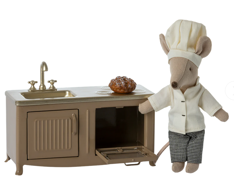 Maileg's Mouse Kitchen in Light Brown