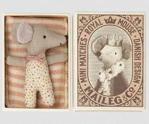 Sleepy Baby Mouse in Matchbox / Rose