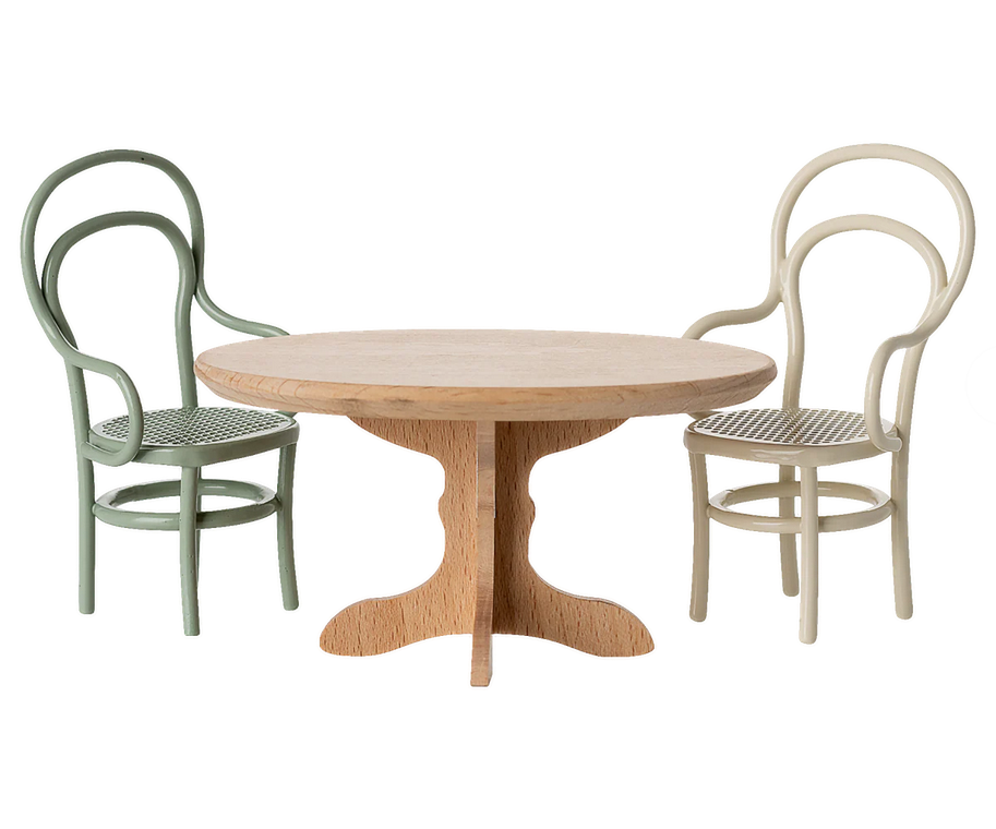 Maileg Oval Dining Table for a Mouse in Nature