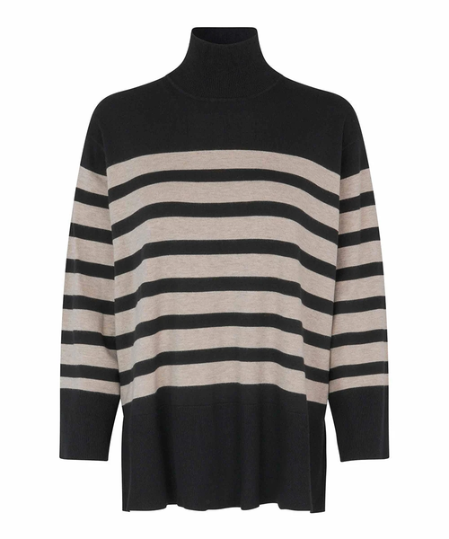 Masai's Fasoni Sweater in Black & Fog