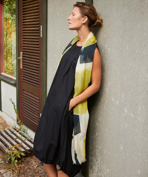 Otoba Sleeveless Dress in Black