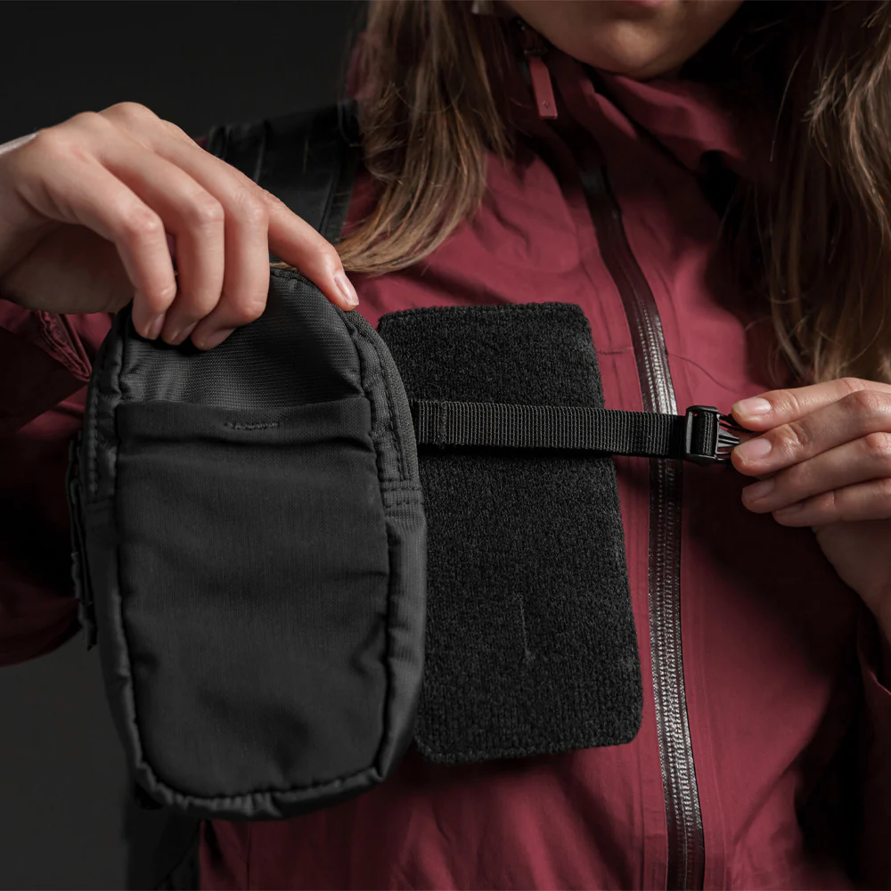 Matador Travel Speed Stash Universal Add-On Pocket in Black