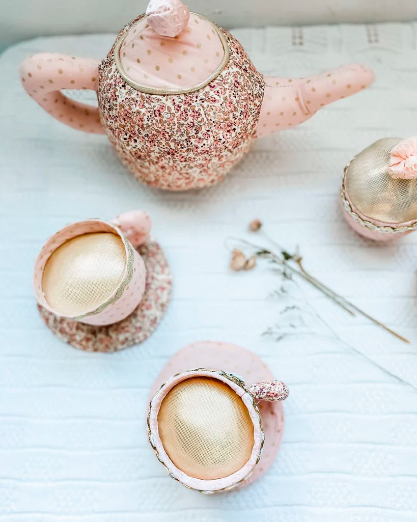 Mon Ami Floral Stuffed Tea Set
