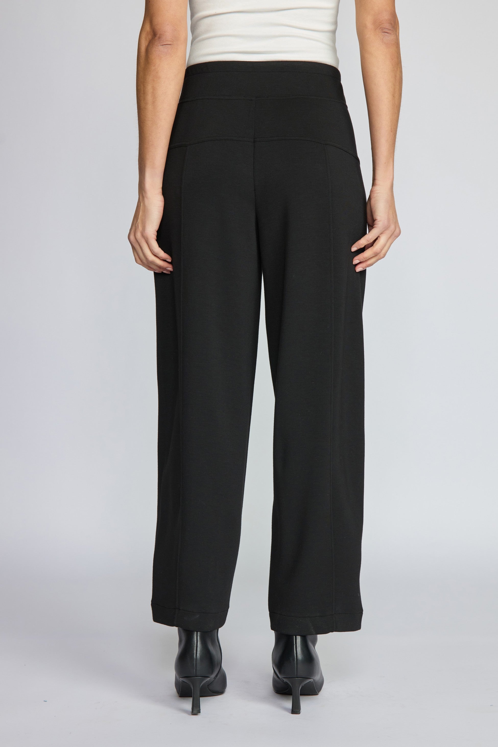 Olivia's Feather Lux Knit Travel Pant in Black