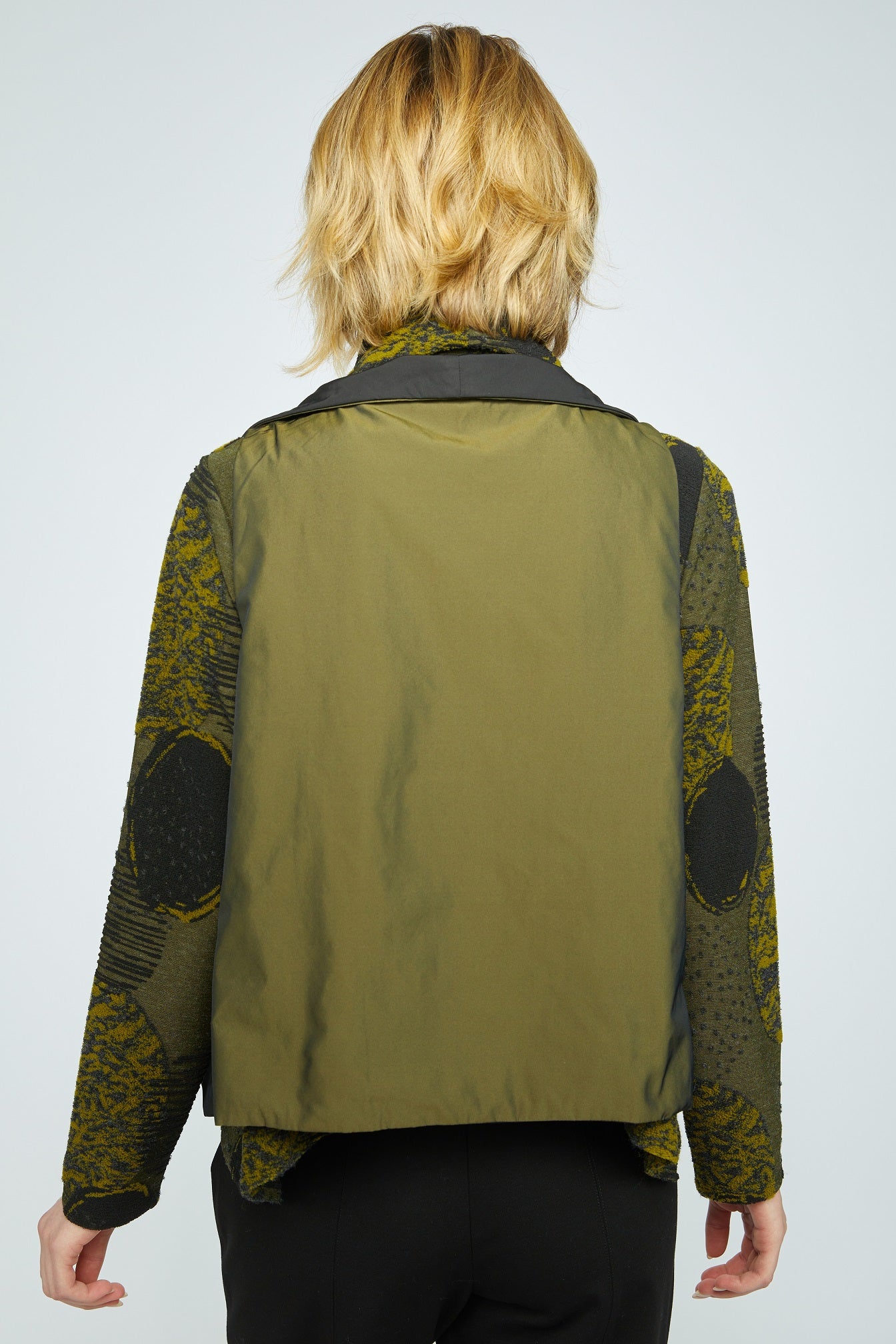 Olivia Out & About Vest in Moss