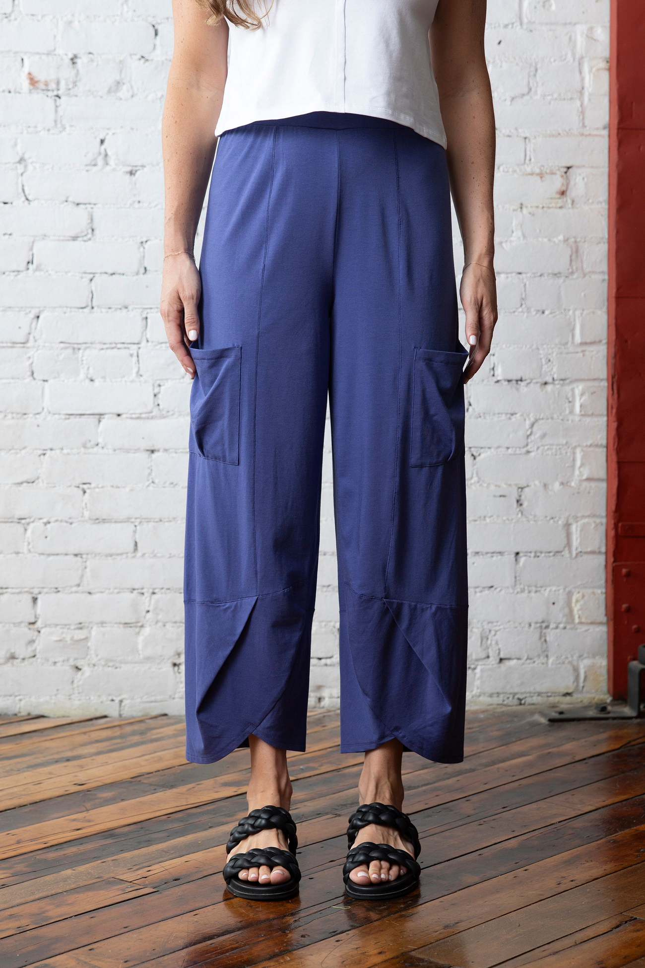 Olivia by Habitat's Zanna Patch Pocket Pant in Dusk