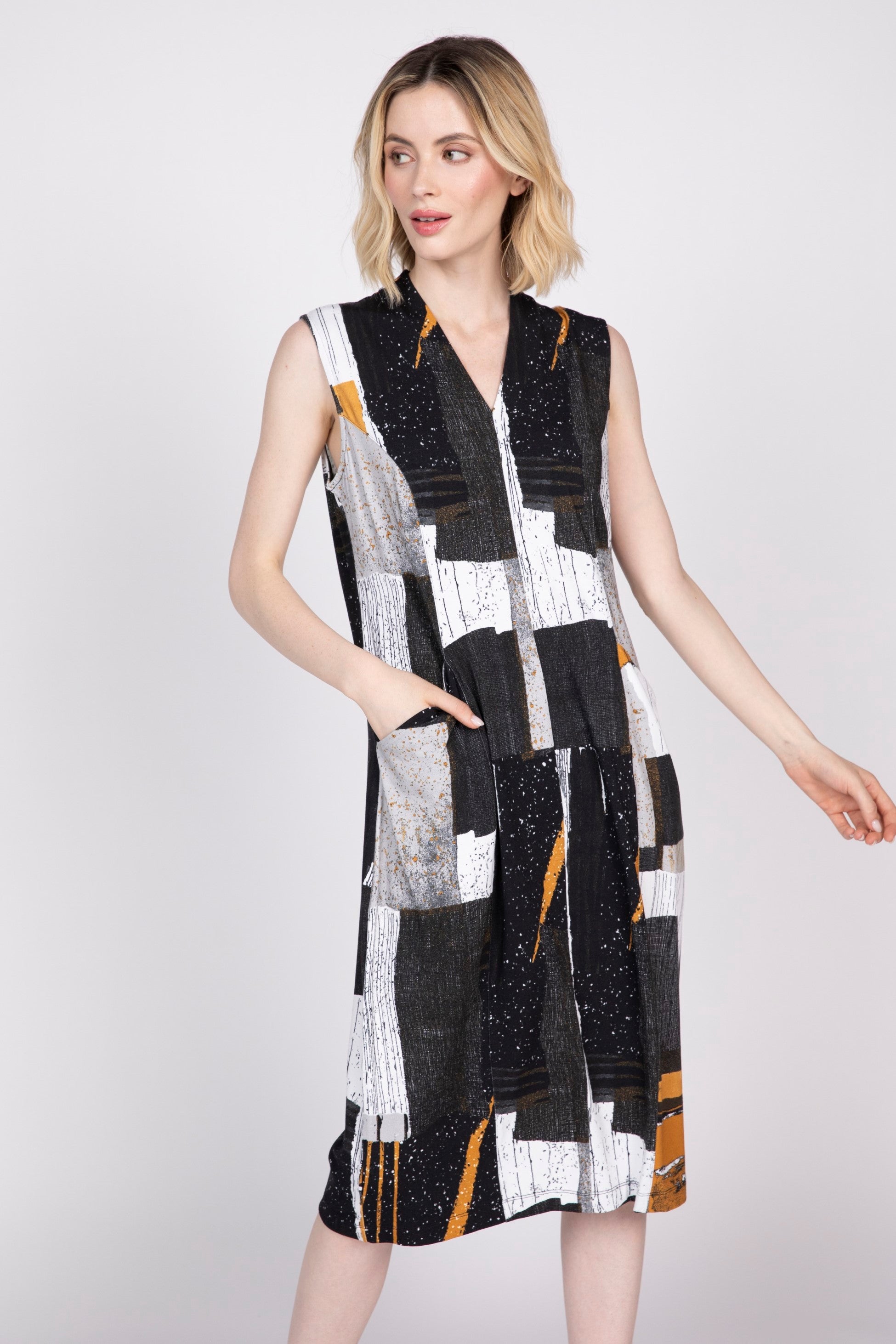 Olivia by Habitat Arthouse Tank Dress in Neutral