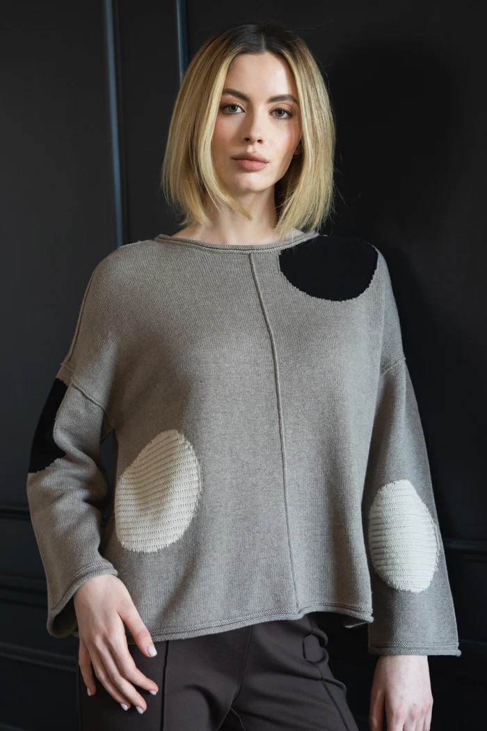 Olivia's Circle Back Pullover in Rockridge