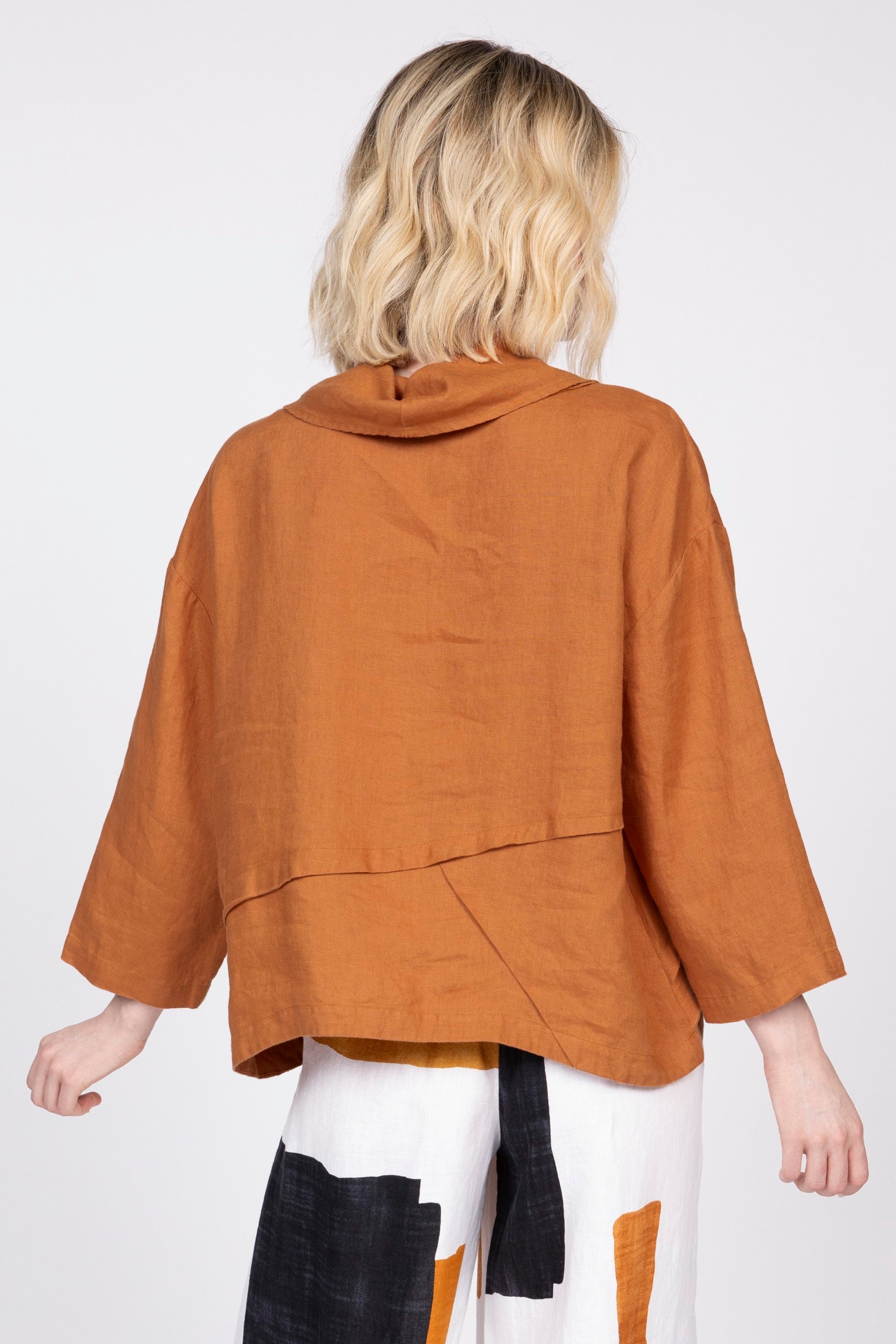 Olivia's Crossroads Seamed Cowl in Cinnamon