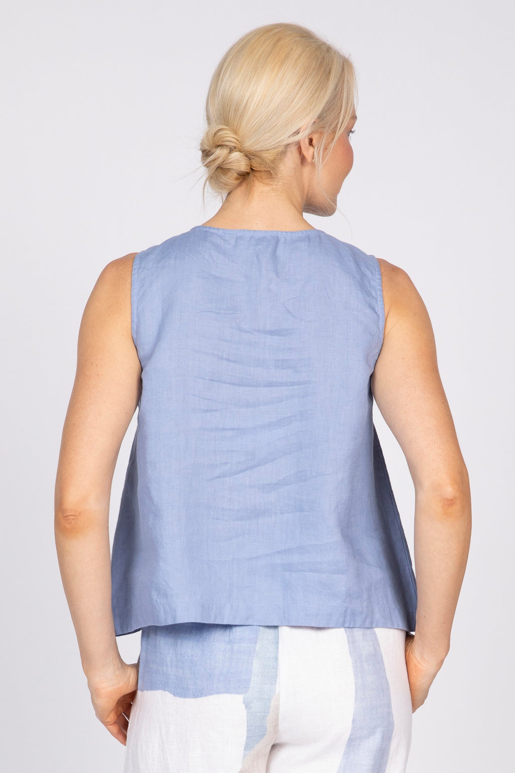Olivia's Crossroads Seamed Tank
