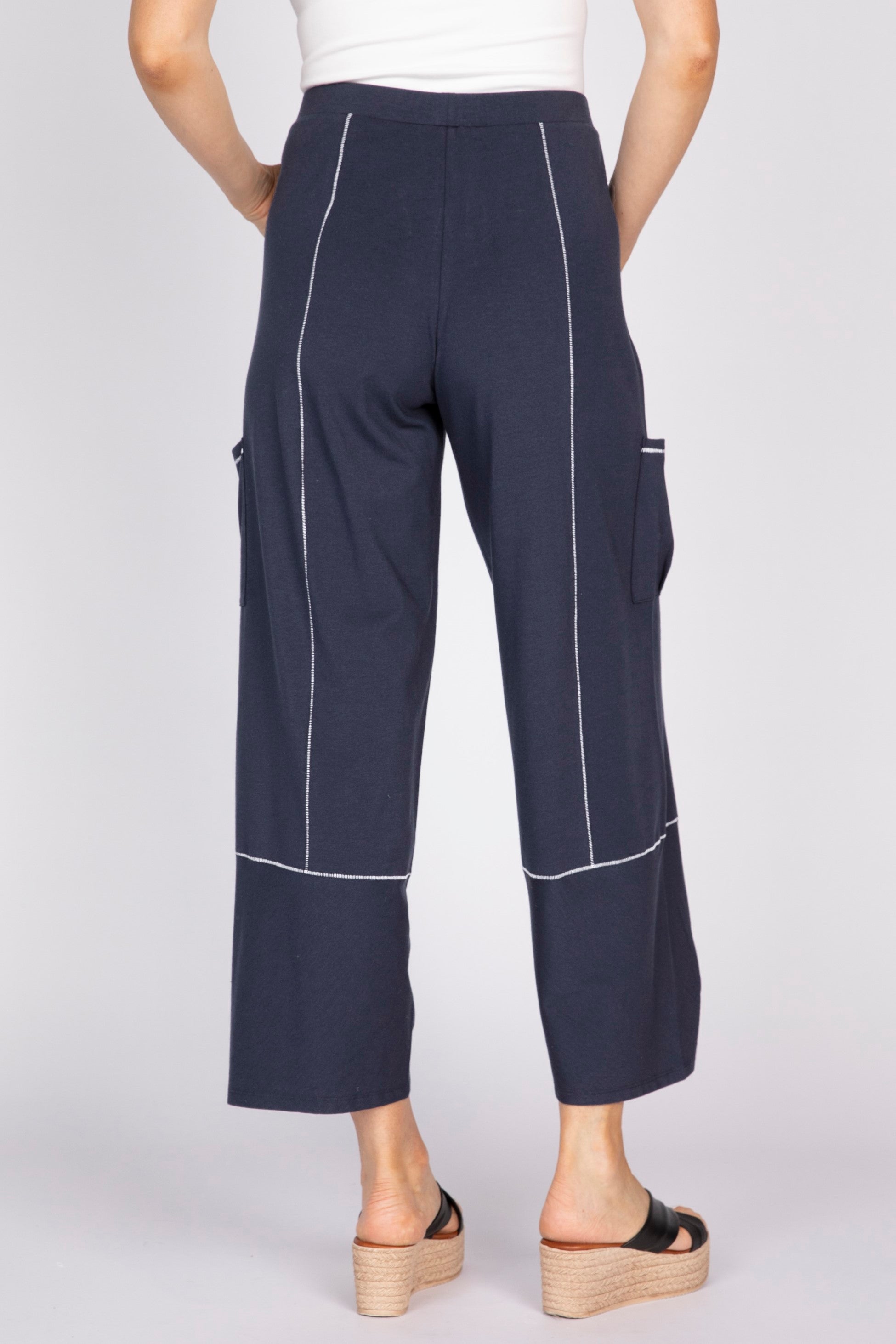 Olivia's Essential Knit Zanna Pant in Navy