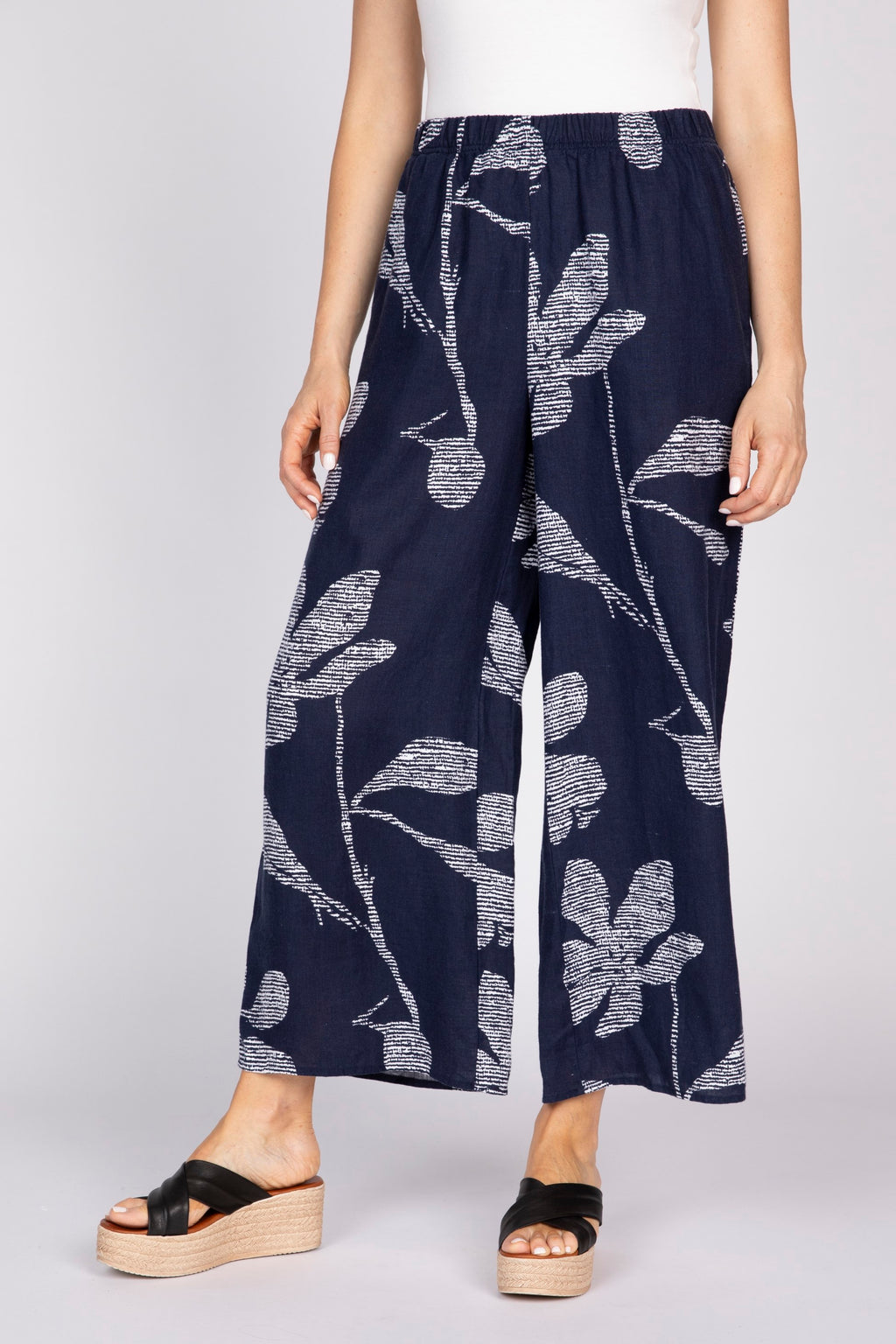 Olivia by Habitat's Flax Floral Garden Flood Pants in Navy