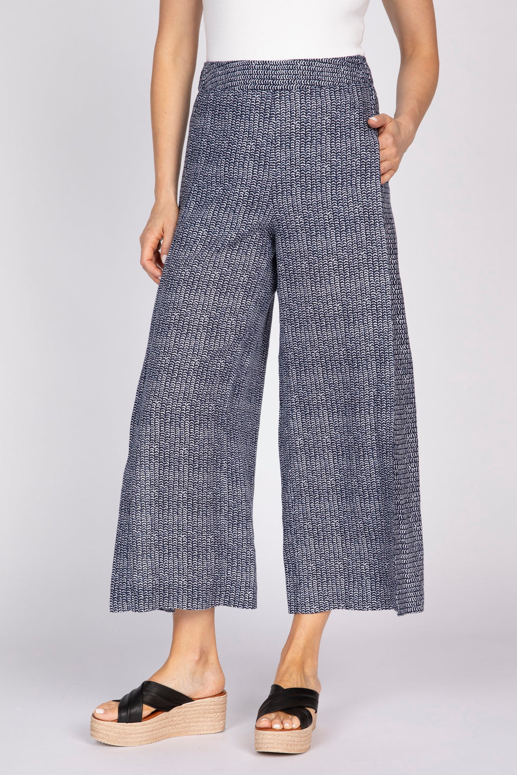 Olivia's Gemma Flood Pant in Navy