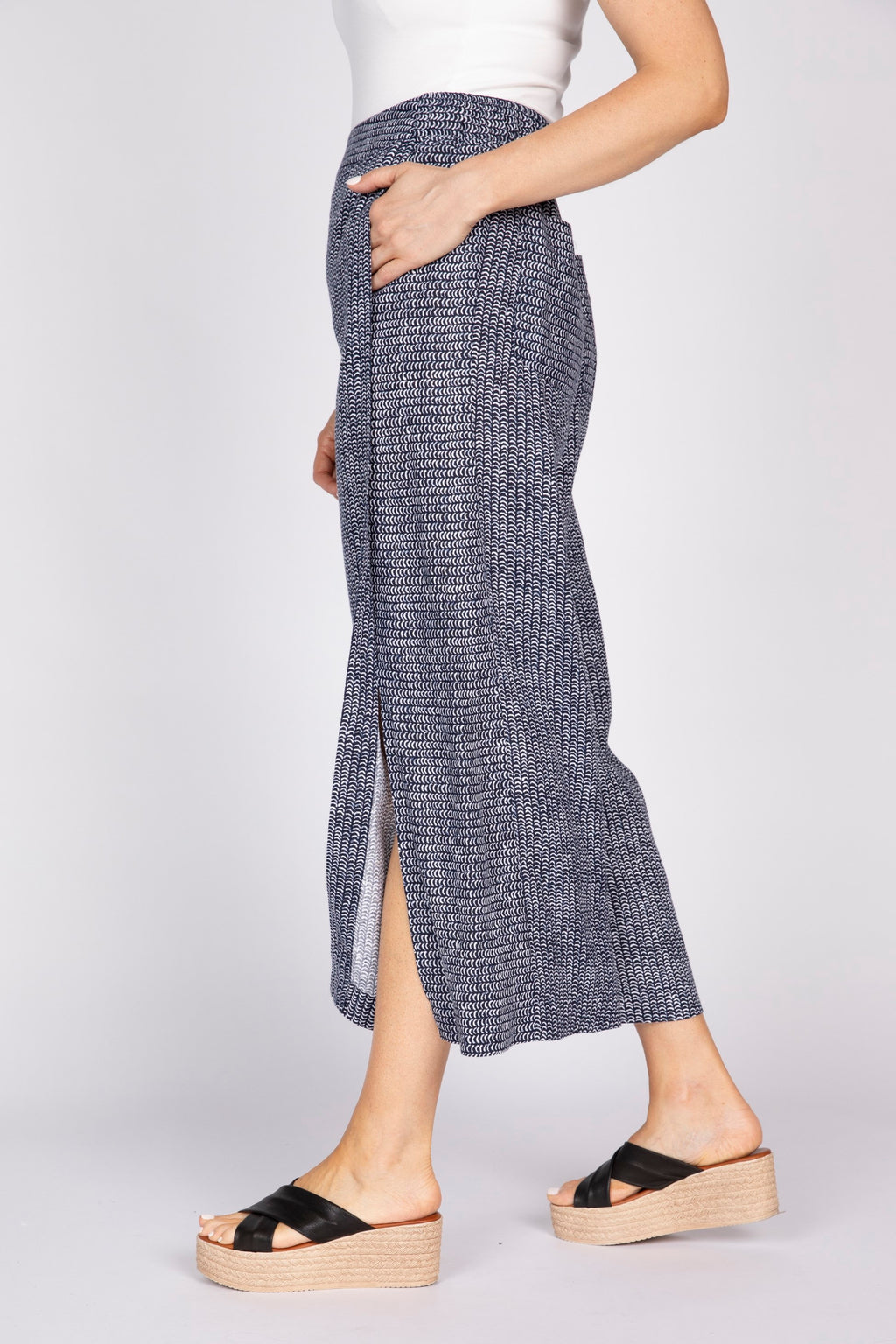 Olivia's Gemma Flood Pant in Navy