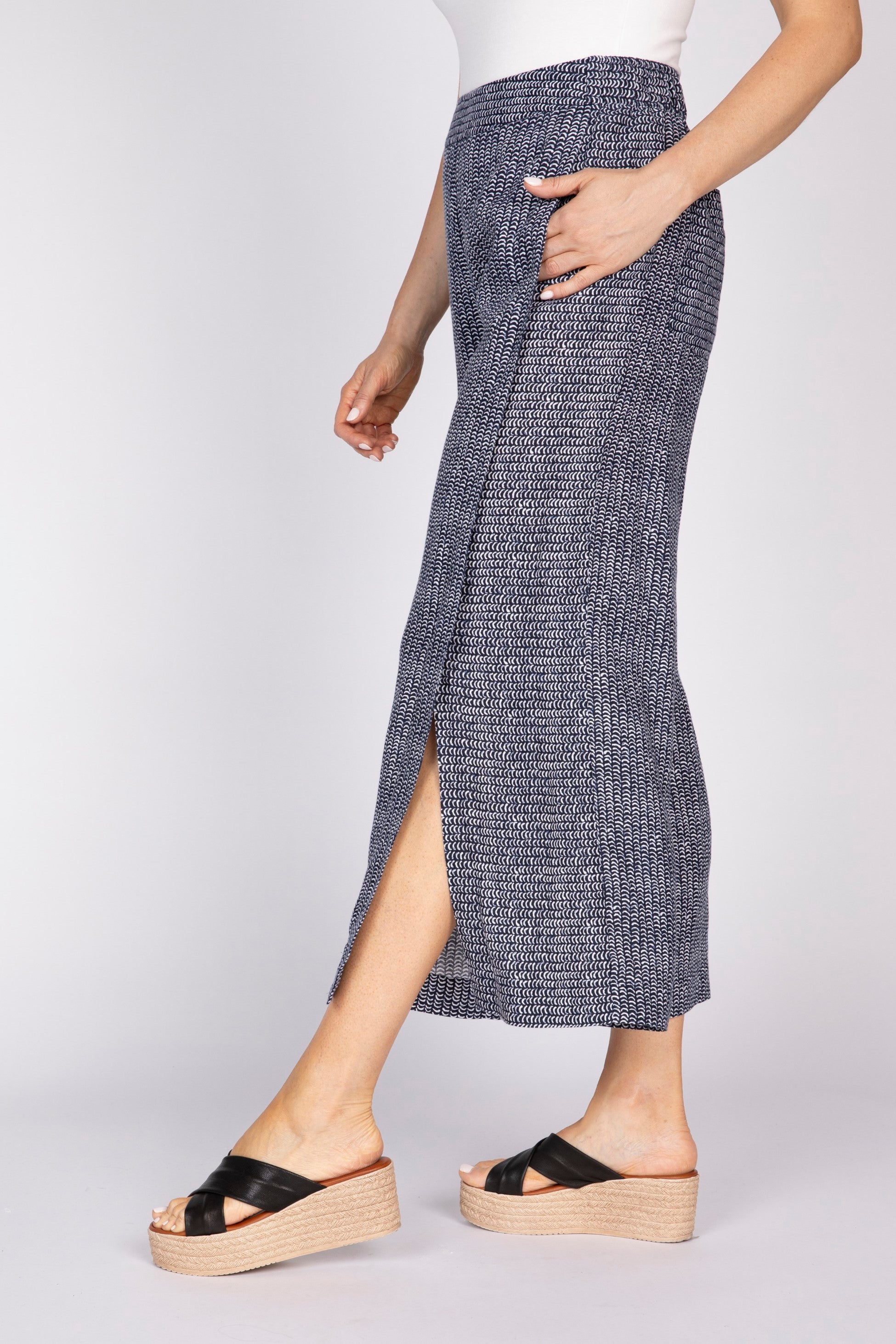 Olivia's Gemma Flood Pant in Navy