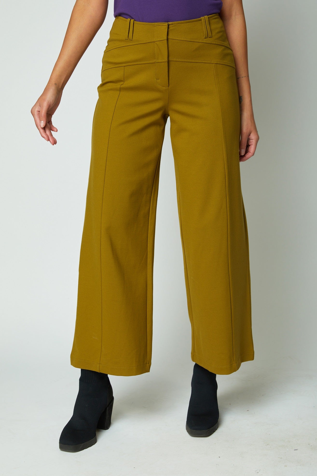 Olivia's Ponte Wide Leg Pant in Nutria