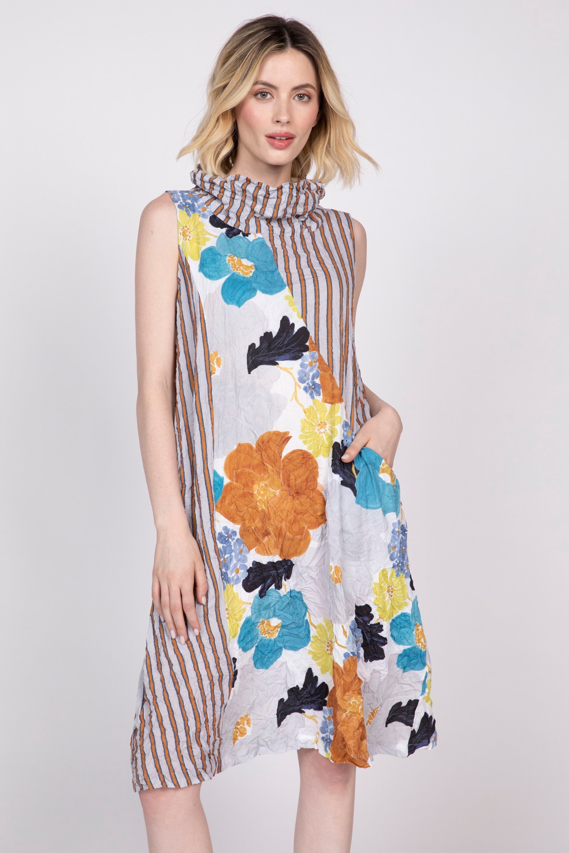 Olivia's Siesta Floral Crinkle Crepe Everywhere Dress in Cinnamon