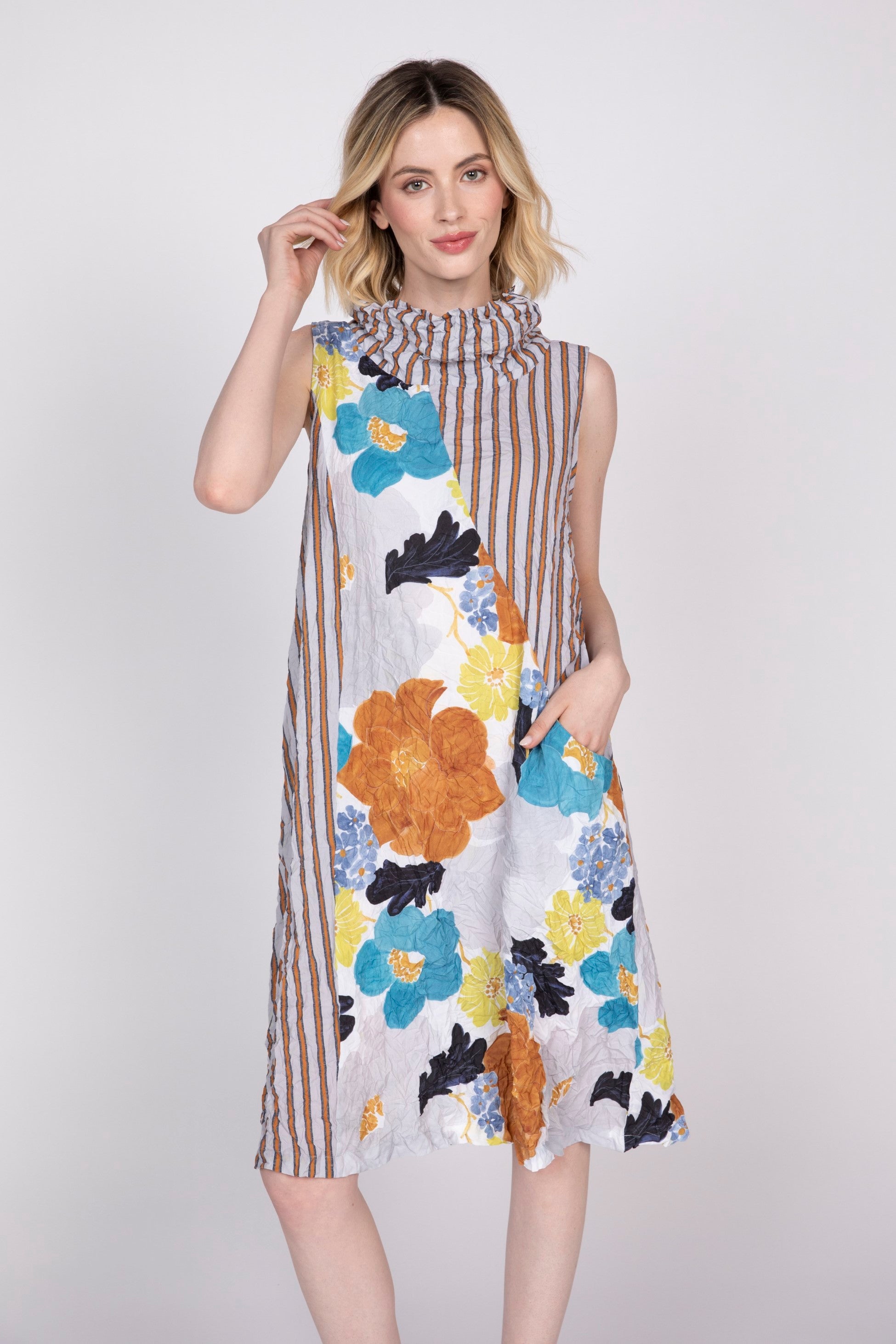 Olivia's Siesta Floral Crinkle Crepe Everywhere Dress in Cinnamon