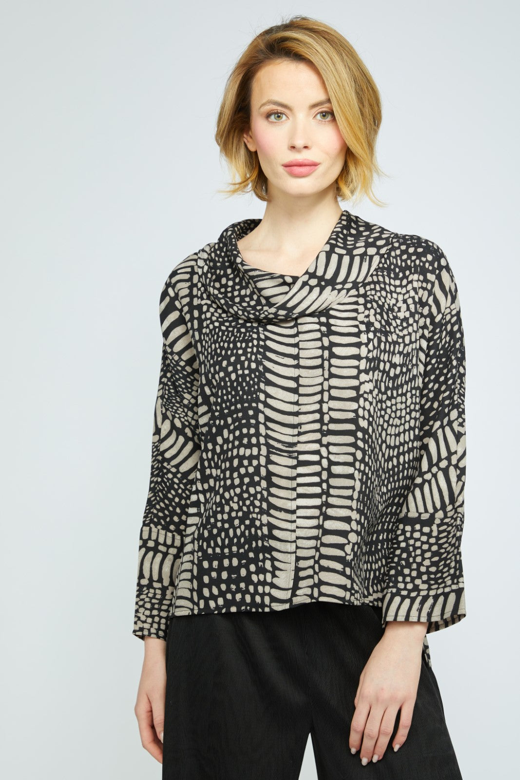 Olivia's Stepping Stones Pullover