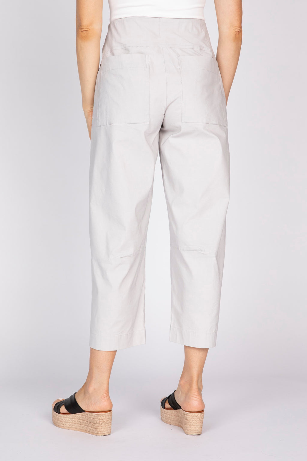 Olivia's Woven Crop Pants in Sand