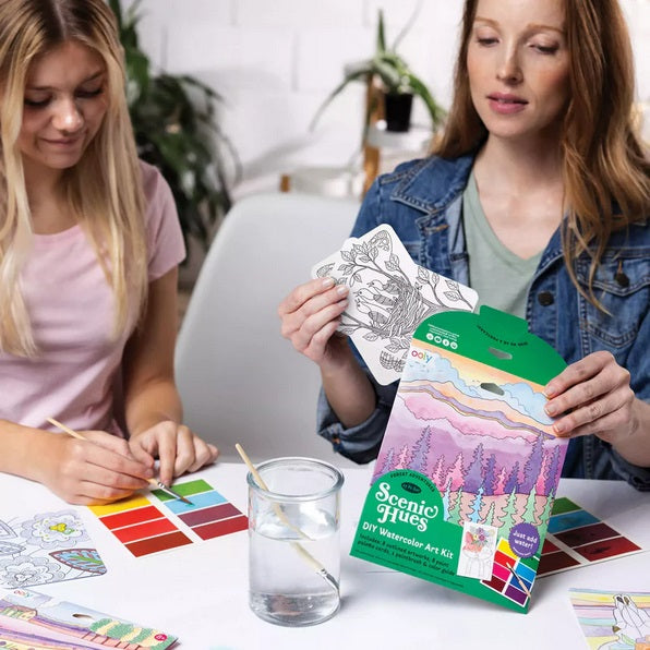 Scenic Hues DIY Watercolor Art Kit / Forest Adventure