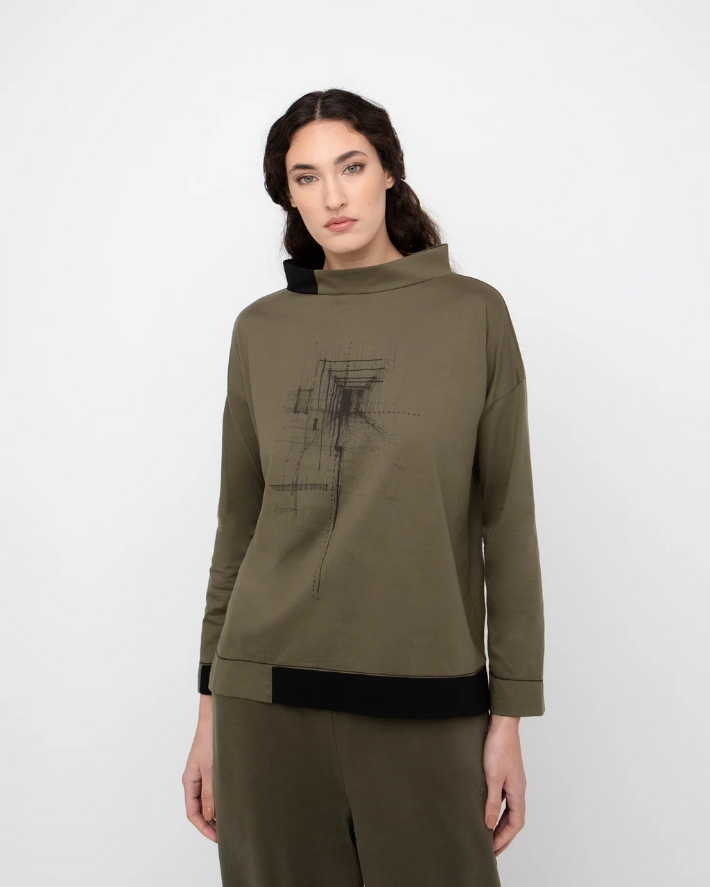 Ozai N Ku Depiction Pullover in Olive