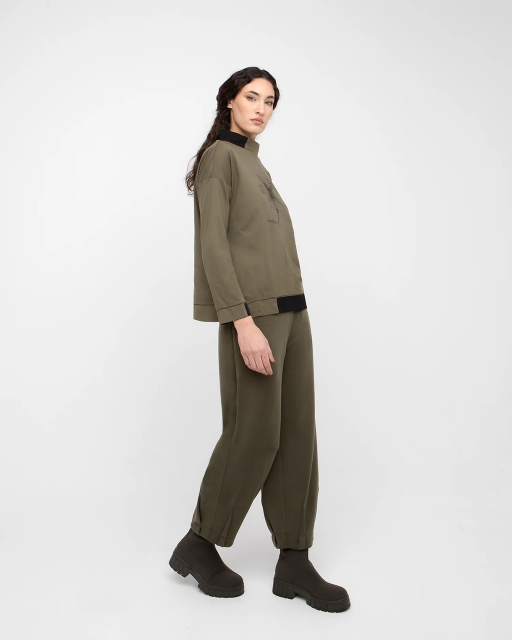 Ozai N Ku Depiction Pullover in Olive