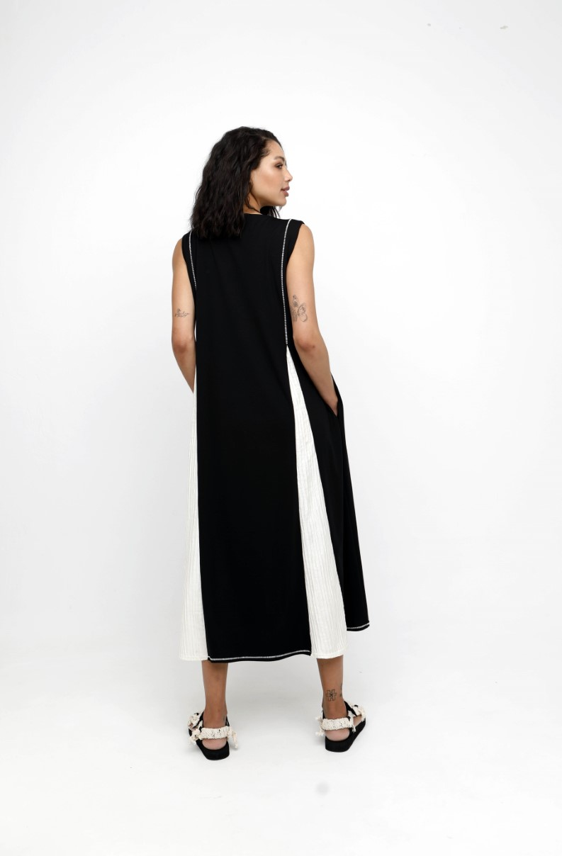 The Godet Pleats Dress from Ozai N Ku