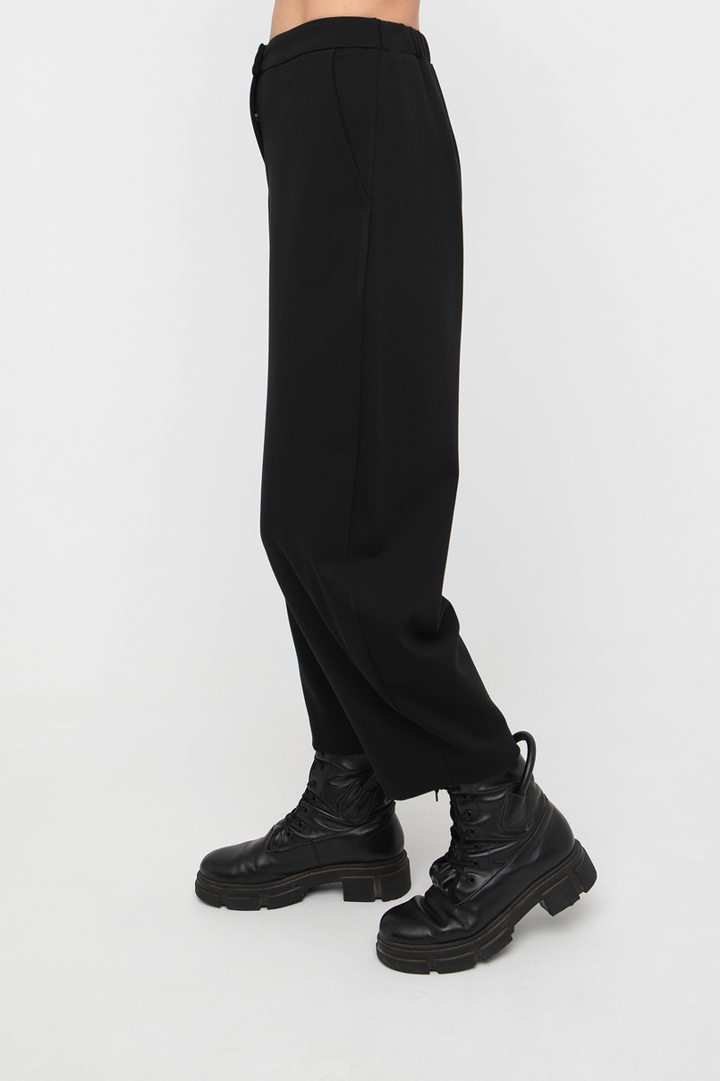 The Jersey Lantern Pants from Ozai N Ku in Black