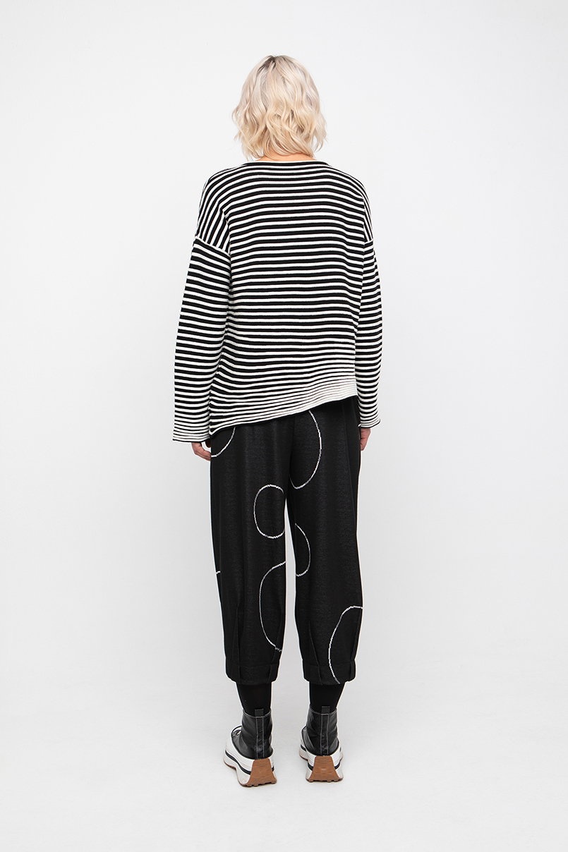 Ozai N Ku's Stripes Sweater Black & White