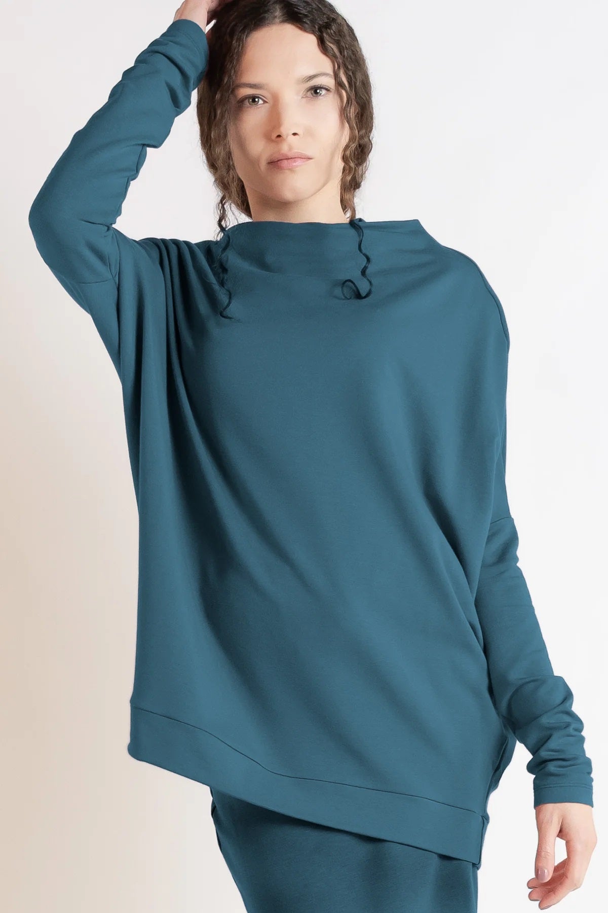 REVIR's Amal Top in Stargazer
