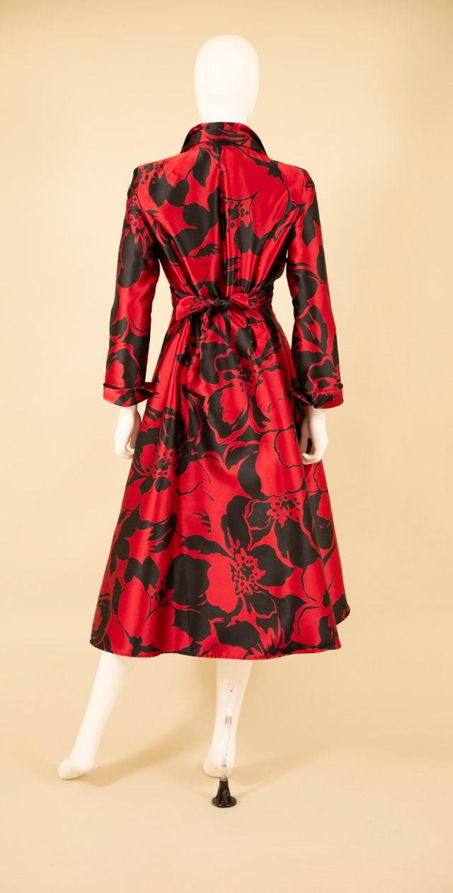 Samuel Dong's Double Collar Dress in Black Red