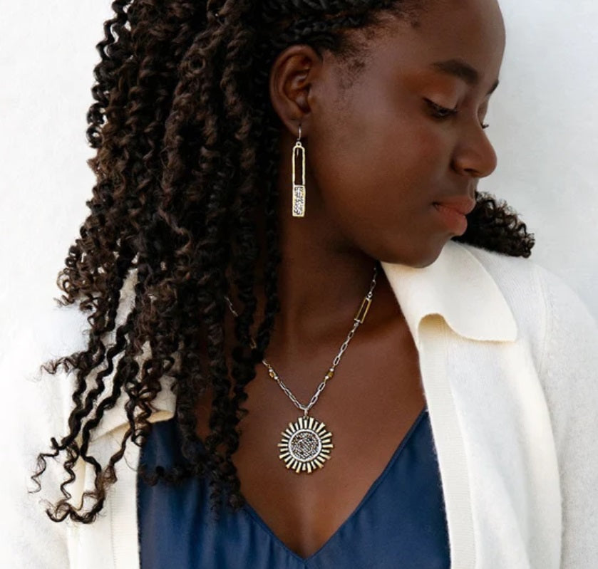 Kristal Frame Earrings