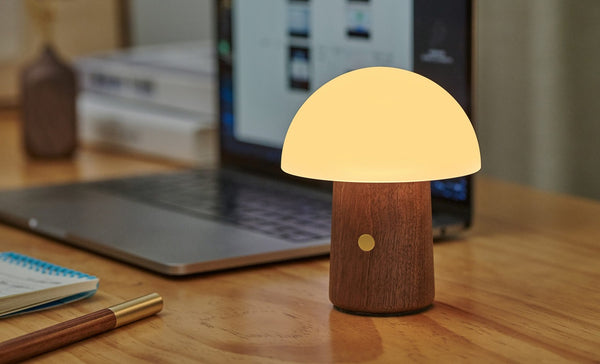 Alice Mini Mushroom Lamp / Walnut