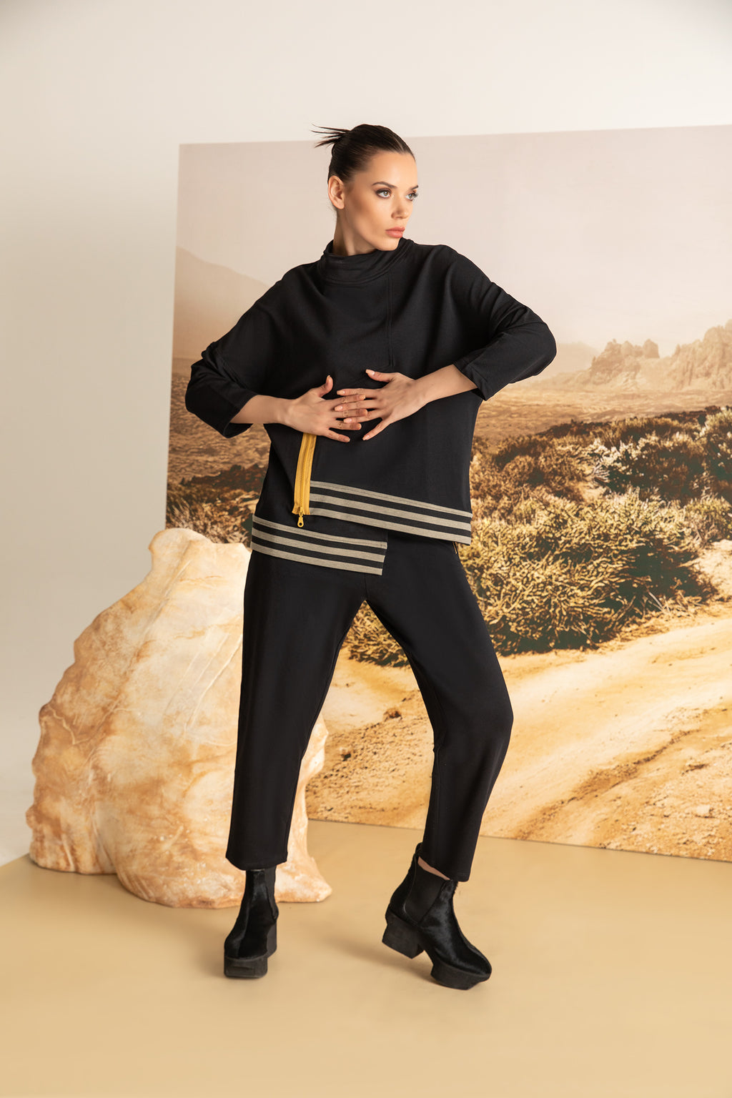 The Frida Pant from Kozan in Nite