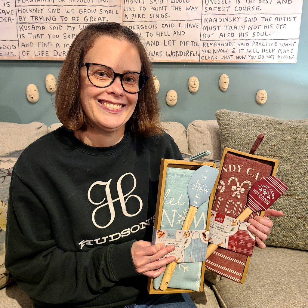 Home Sweet Holidays All-Purpose Apron & Spatula Set: Chris's Favorite Thing