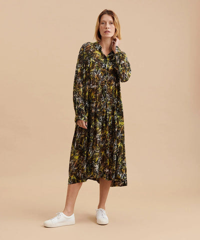 Masai Midi Length Nergis Dress with Collar and Long Sleeves Green and Brown Leaf Print